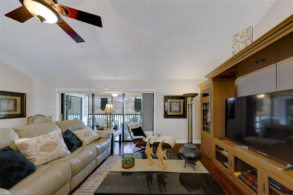 1801 E LAKE ROAD #20G Palm Harbor, FL 34685