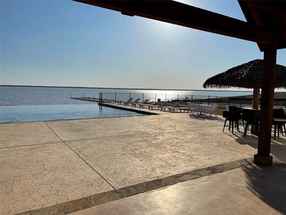 1564 Shoreline Drive Mabank, TX 75143