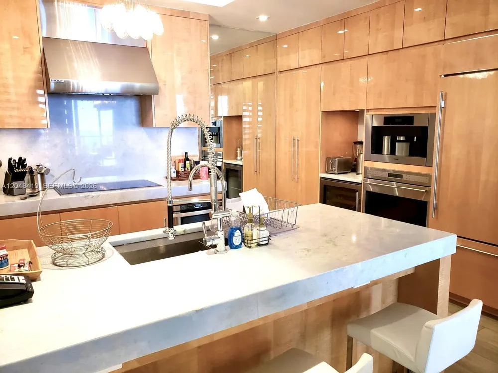 9705 Collins Ave #2504N Bal Harbour, FL 33154