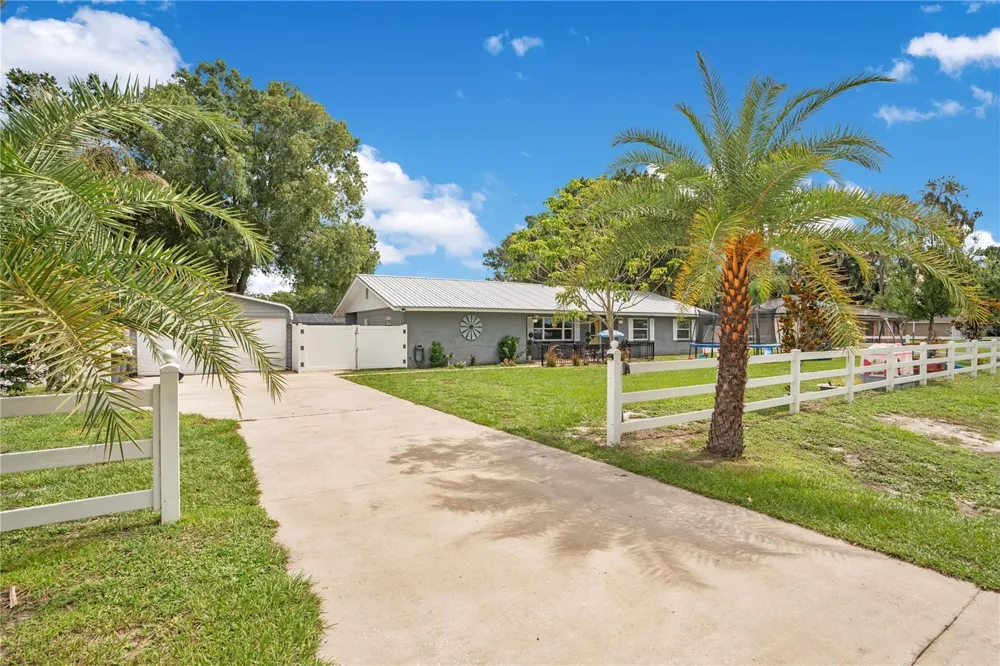3455 TANAGER LANE W Mulberry, FL 33860