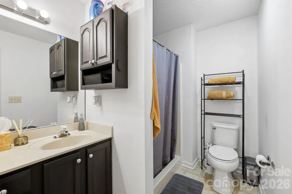 51 Sunview Circle Arden, NC 28704