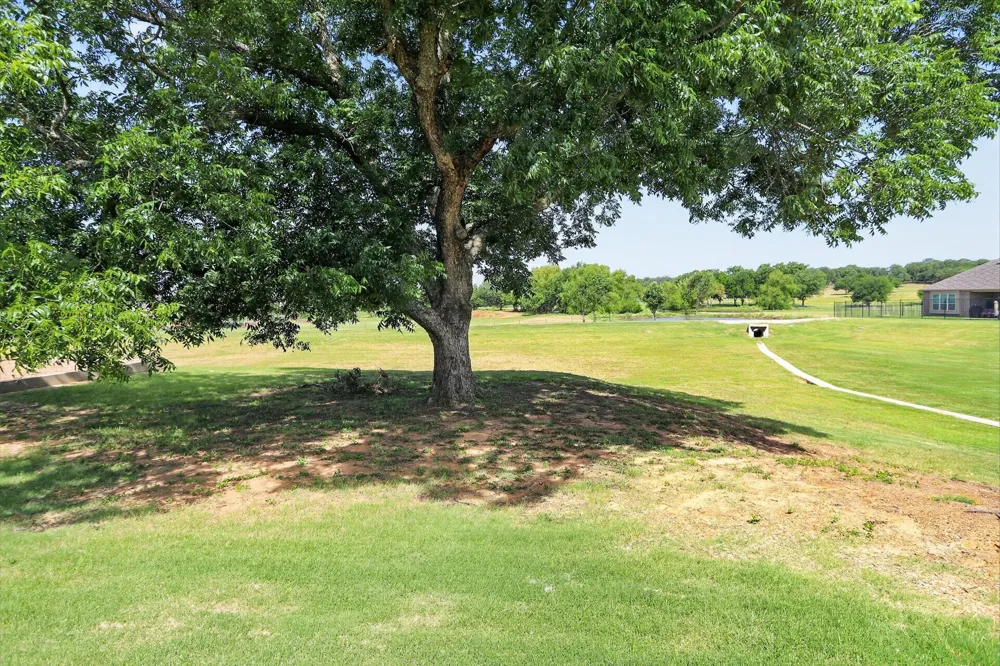 1233 Collett Sublett Road Kennedale, TX 76060