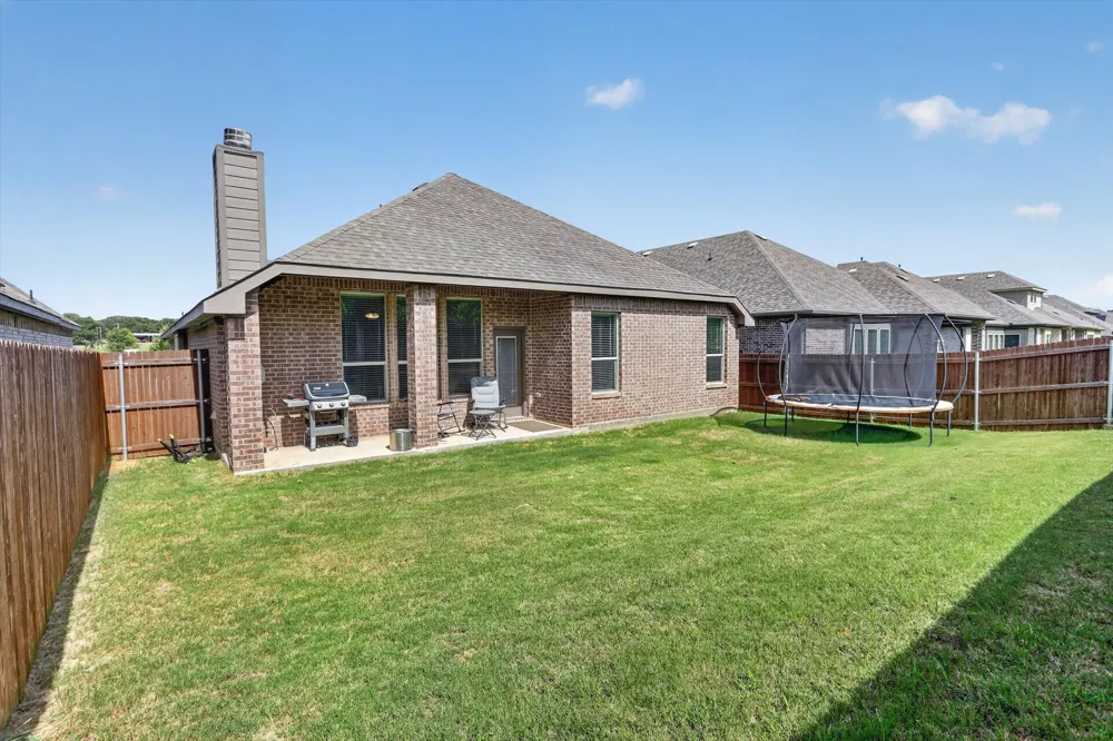 1233 Collett Sublett Road Kennedale, TX 76060