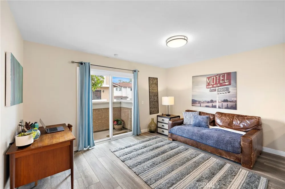 21038 Poolside Huntington Beach, CA 92648