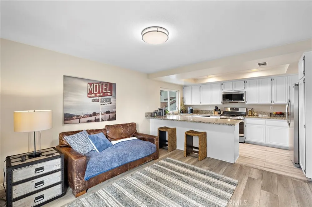 21038 Poolside Huntington Beach, CA 92648
