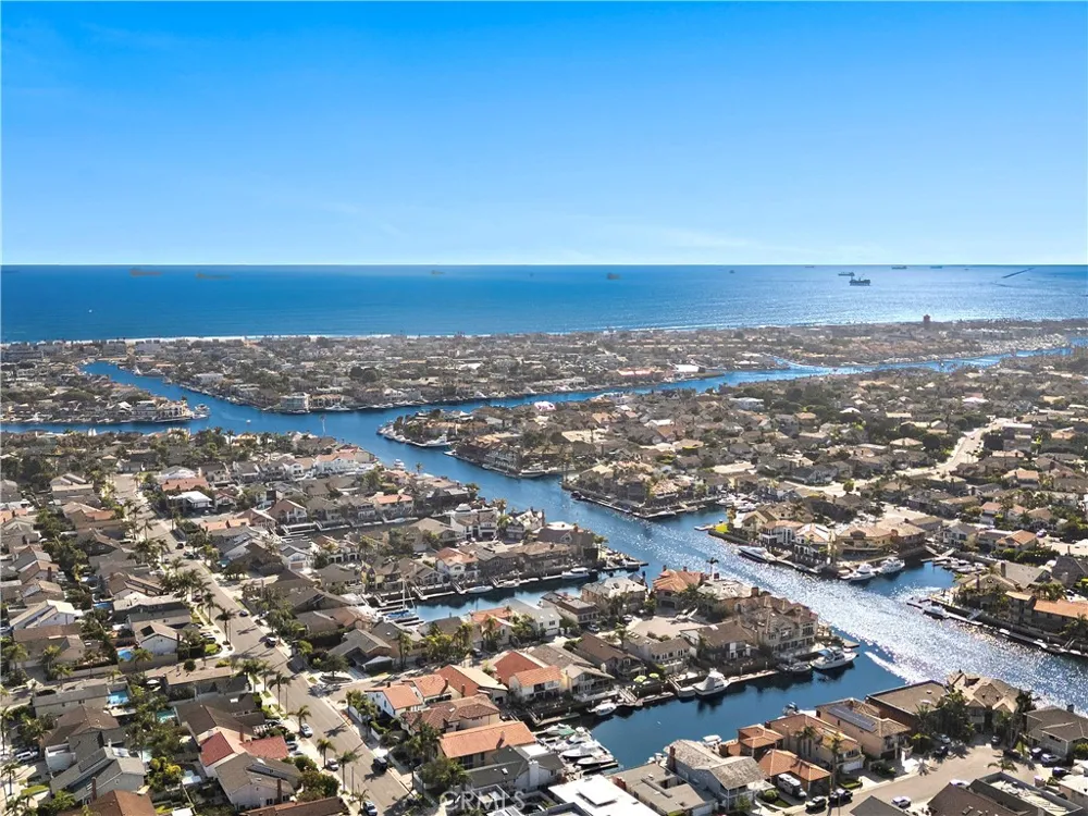 21038 Poolside Huntington Beach, CA 92648