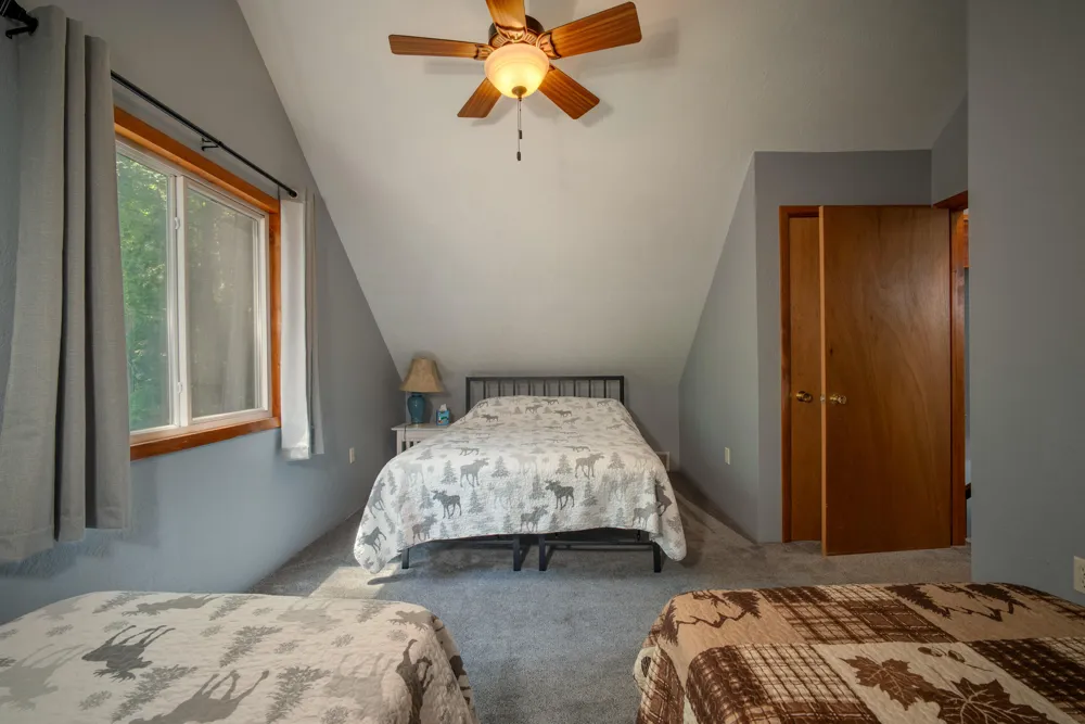 6954 Aarwood NW Rapid City, MI 49676