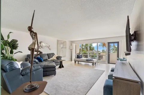 5100 Ocean Boulevard #317