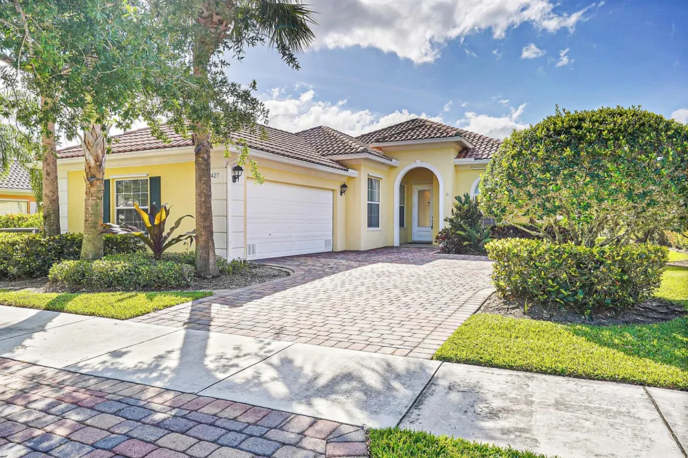 11427 SW Rockingham Drive Port St. Lucie, FL 34987