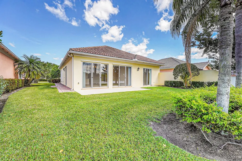 11427 SW Rockingham Drive Port St. Lucie, FL 34987