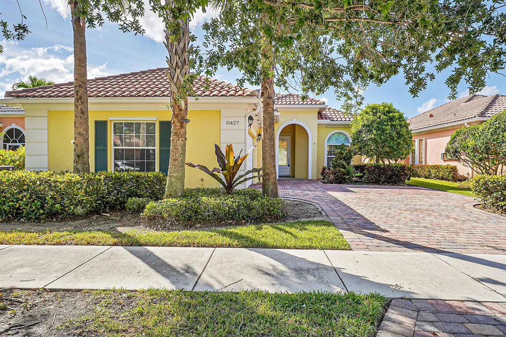 11427 SW Rockingham Drive Port St. Lucie, FL 34987