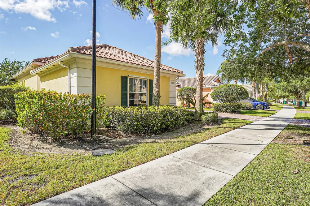 11427 SW Rockingham Drive Port St. Lucie, FL 34987