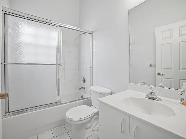 8596 Jade Drive Tamarac, FL 33321