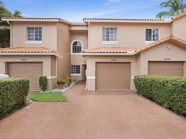 8596 Jade Drive Tamarac, FL 33321