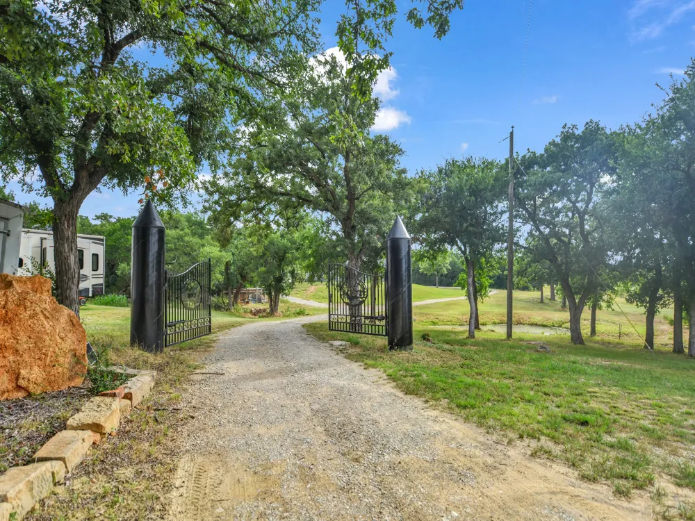104 Turkey Creek Road Mineral Wells, TX 76067