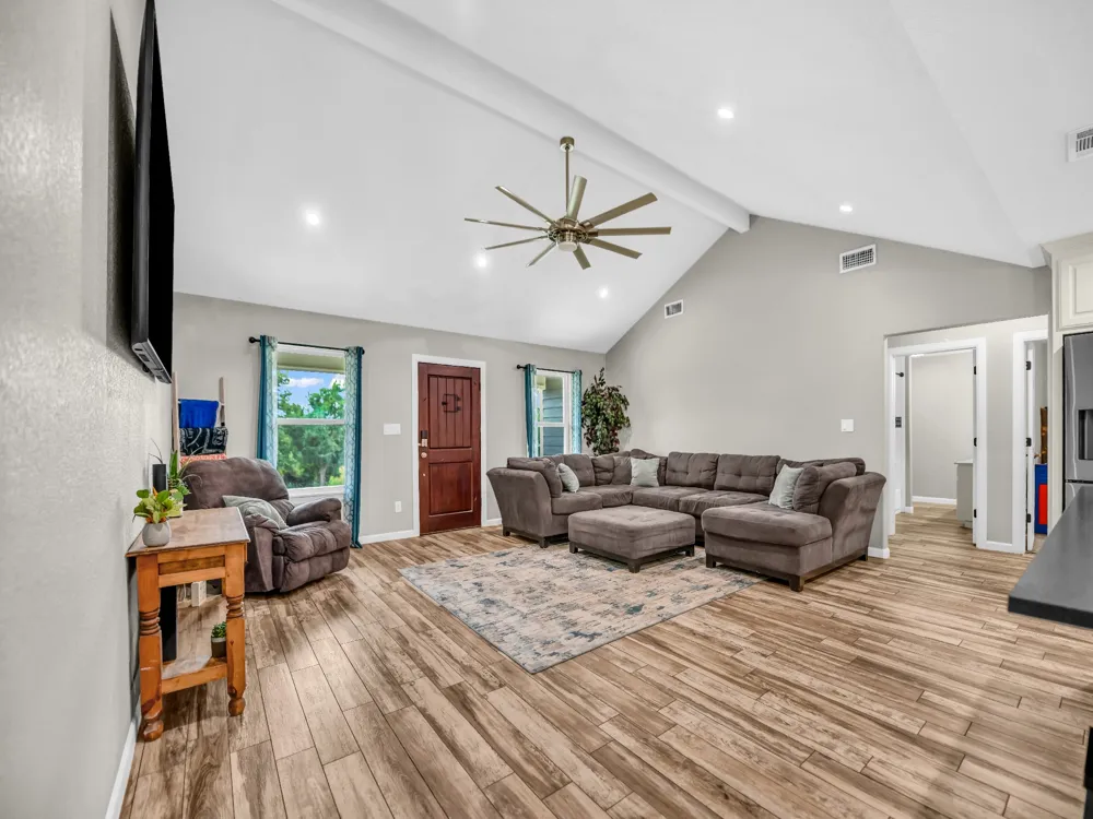 104 Turkey Creek Road Mineral Wells, TX 76067