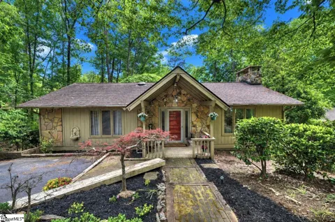 3 Rudder Court