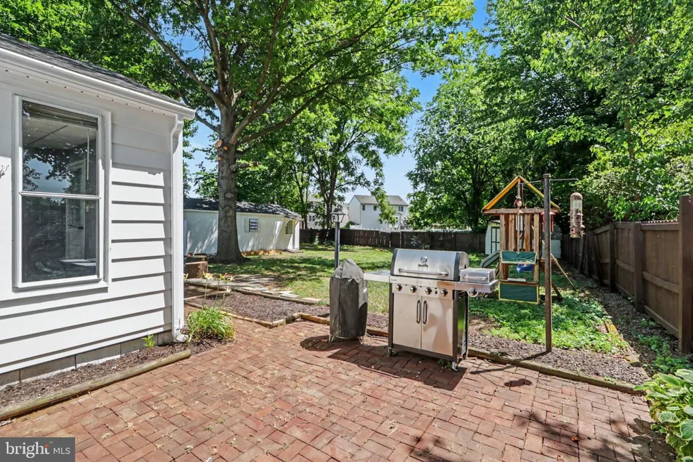 506 HOGESTOWN ROAD Mechanicsburg, PA 17050