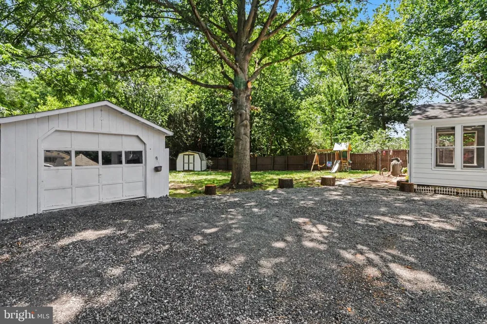 506 HOGESTOWN ROAD Mechanicsburg, PA 17050