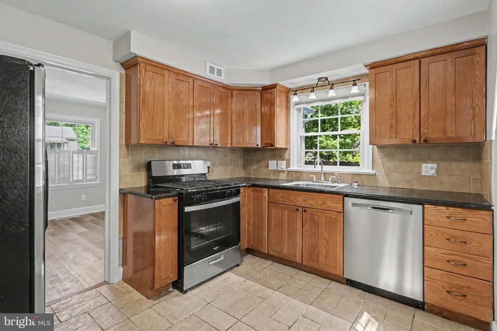 506 HOGESTOWN ROAD Mechanicsburg, PA 17050