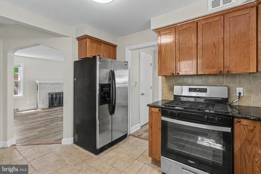506 HOGESTOWN ROAD Mechanicsburg, PA 17050