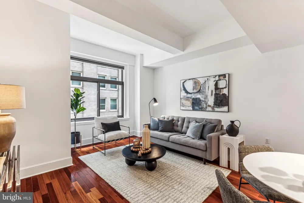 1500 CHESTNUT STREET #5E Philadelphia, PA 19102