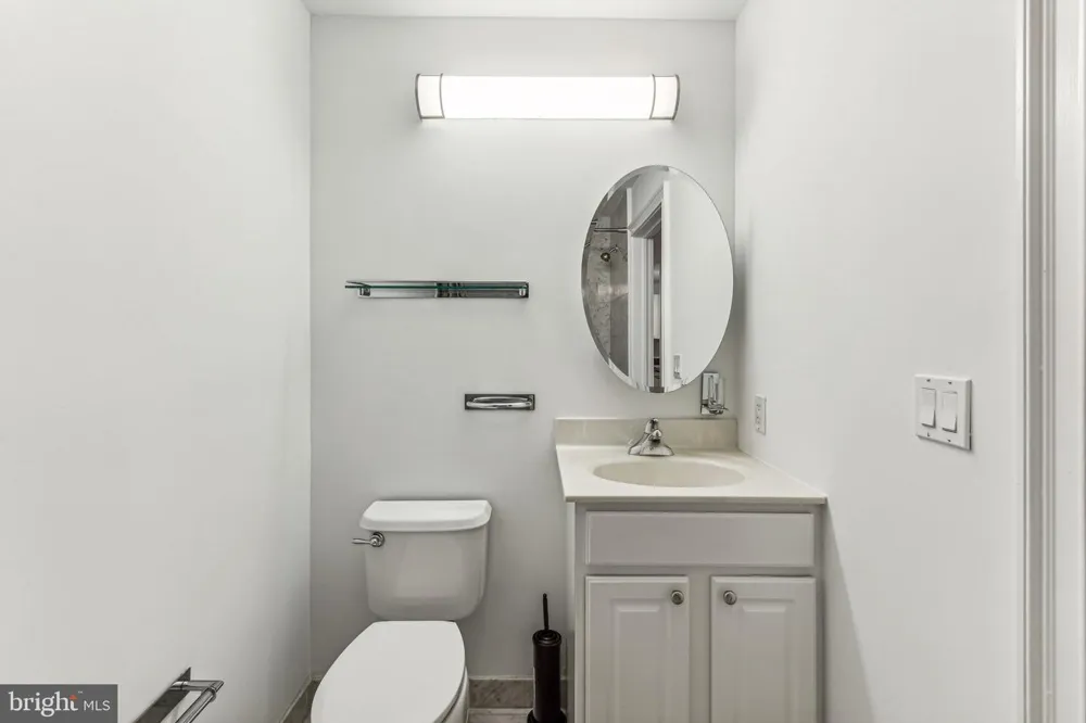 1500 CHESTNUT STREET #5E Philadelphia, PA 19102