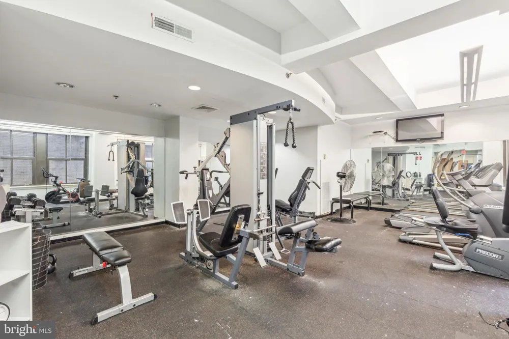 1500 CHESTNUT STREET #5E Philadelphia, PA 19102