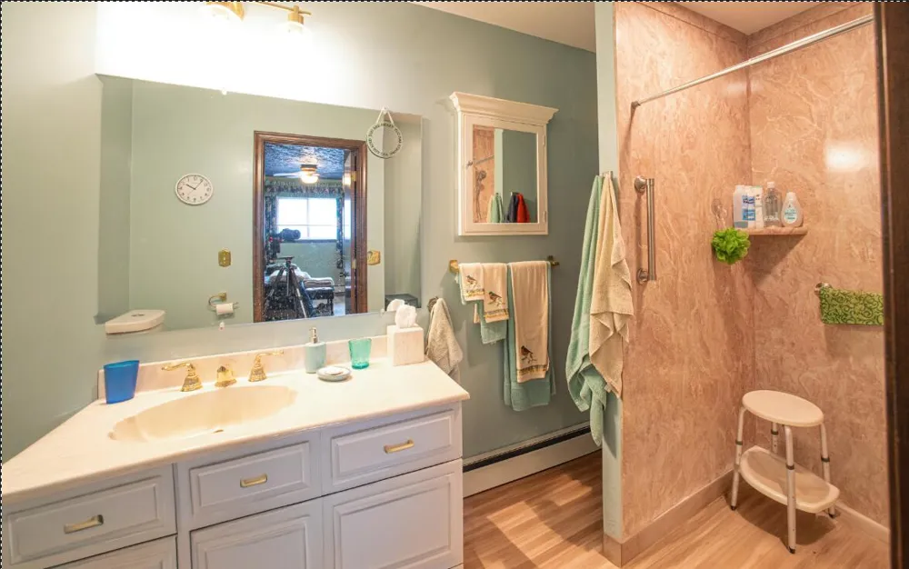 1686 Stonehaven Drive Holt, MI 48842