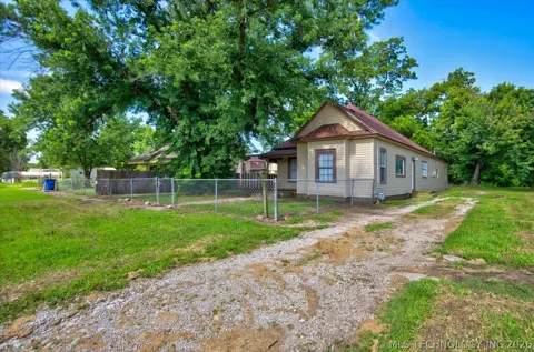 318 S Pecan Street