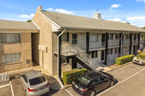 1250 S DENNING DRIVE #109