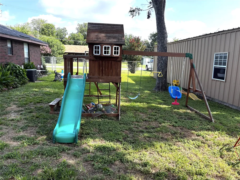 309 W Moerbe Drive Thorndale, TX 76577