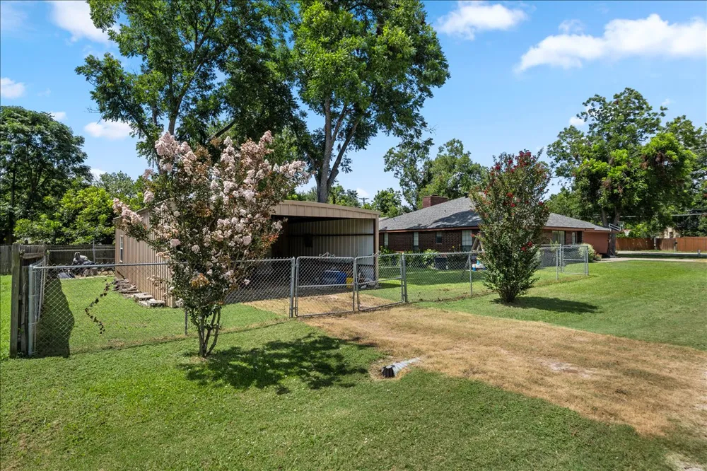309 W Moerbe Drive Thorndale, TX 76577