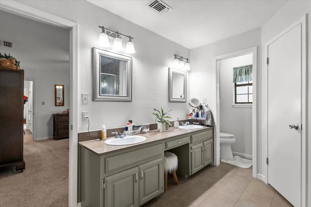 309 W Moerbe Drive Thorndale, TX 76577
