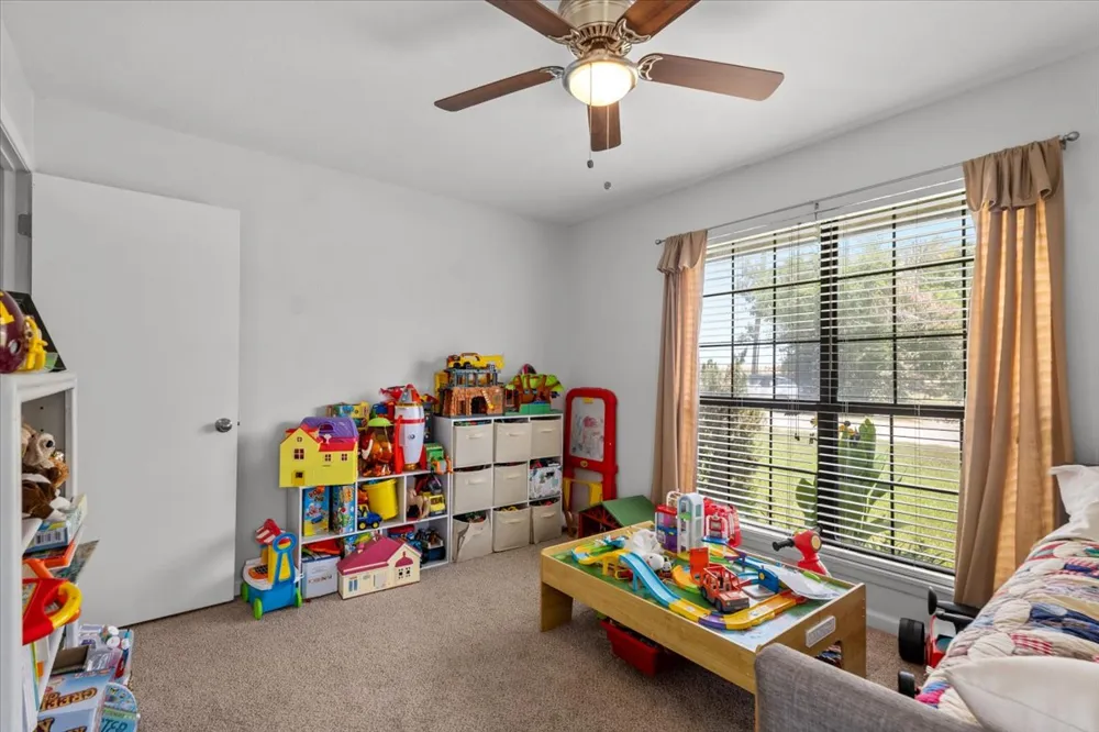 309 W Moerbe Drive Thorndale, TX 76577