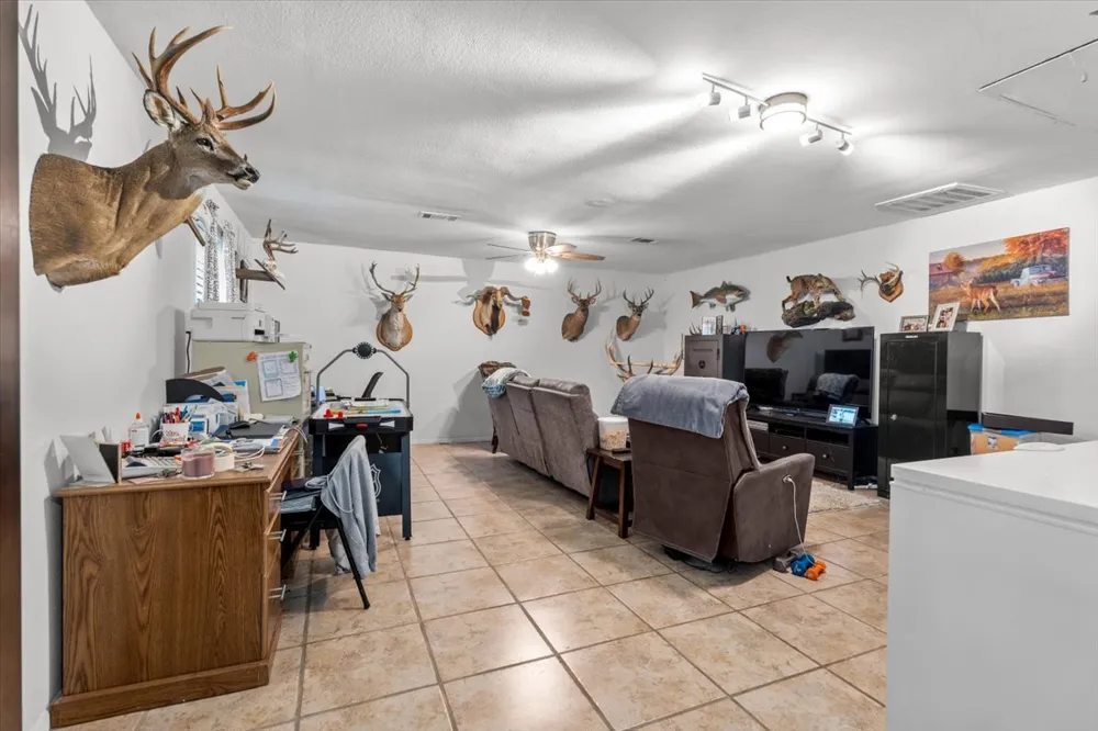 309 W Moerbe Drive Thorndale, TX 76577