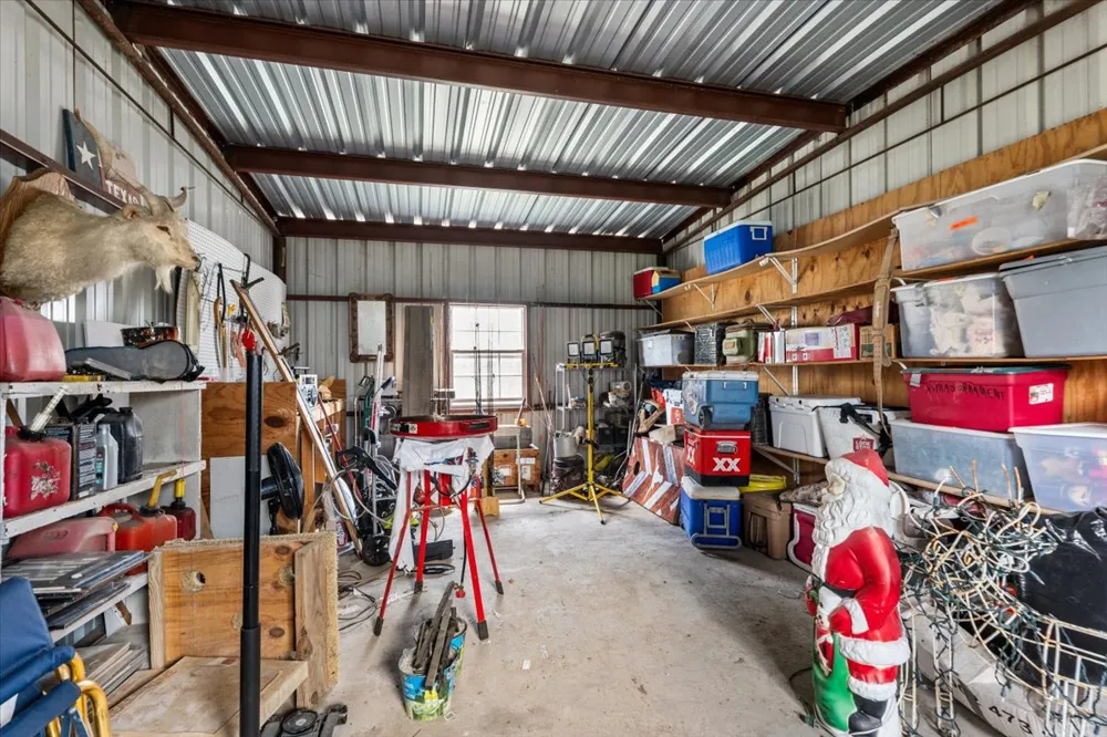 309 W Moerbe Drive Thorndale, TX 76577