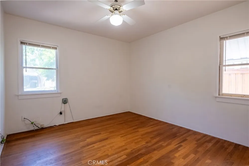 175 W 9th Upland, CA 91786
