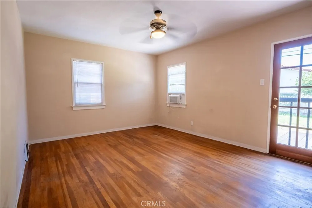 175 W 9th Upland, CA 91786