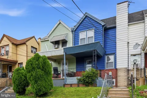 7135 CLOVER LANE