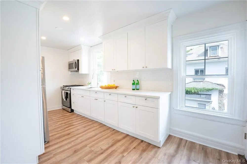 223 Fourth Avenue Pelham, NY 10803