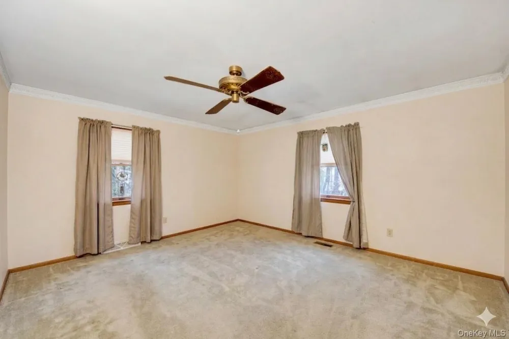 17 Last Road Middletown, NY 10941