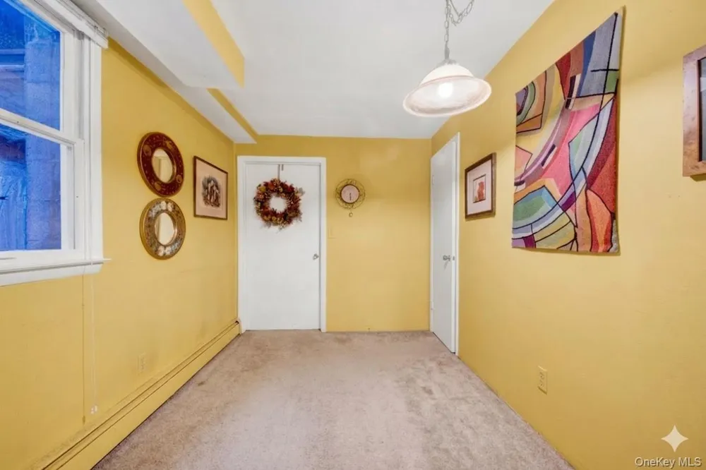 17 Last Road Middletown, NY 10941