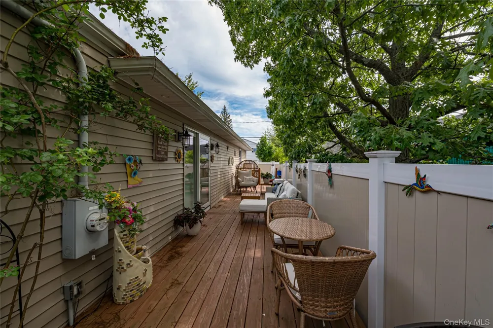 19 Buchanan Avenue Amity Harbor, NY 11701