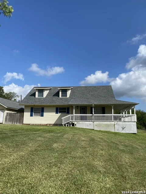 289 mission river oaks rd Woodsboro, TX 78393
