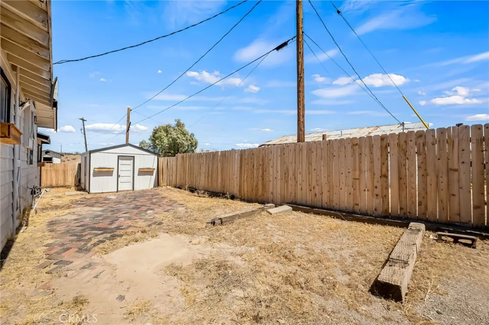 441 F Needles, CA 92363