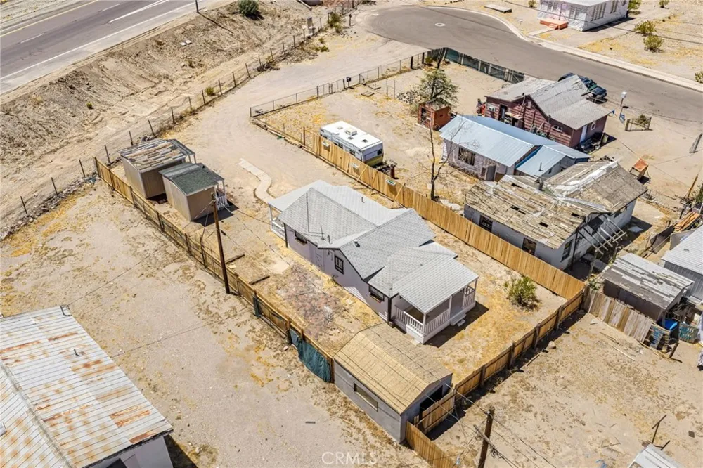 441 F Needles, CA 92363