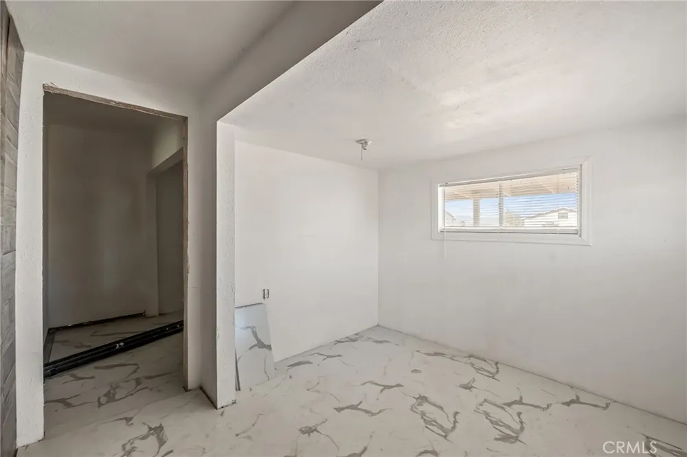 441 F Needles, CA 92363