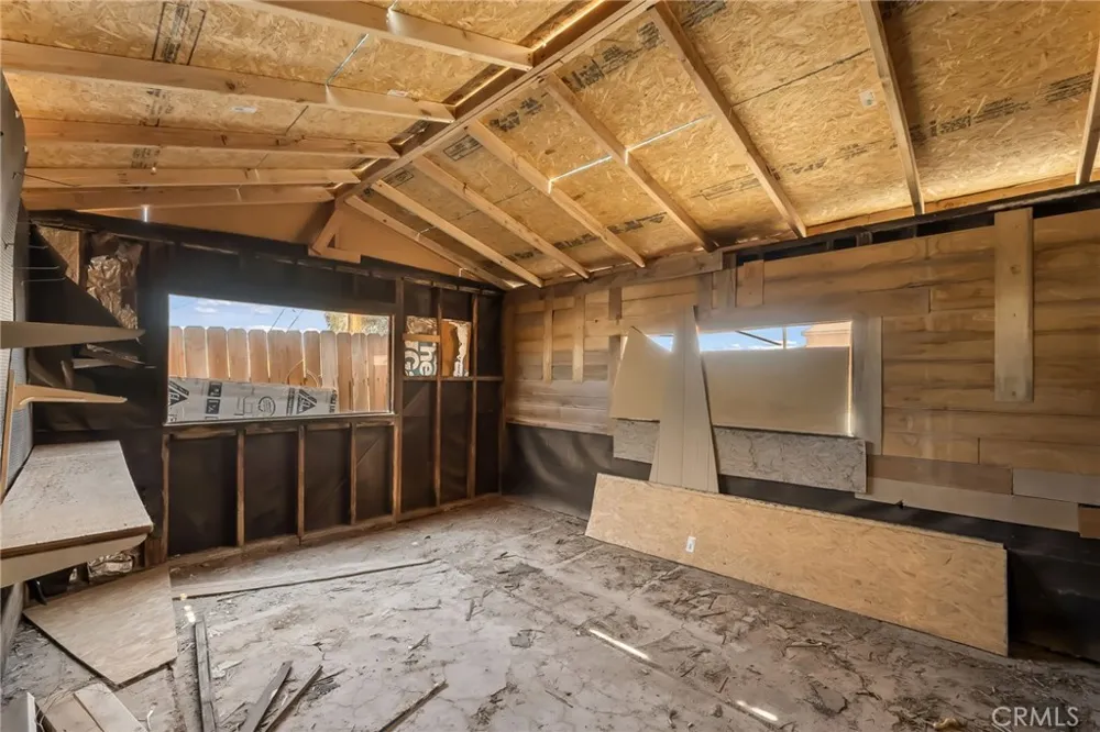 441 F Needles, CA 92363