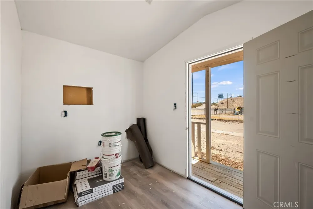 441 F Needles, CA 92363